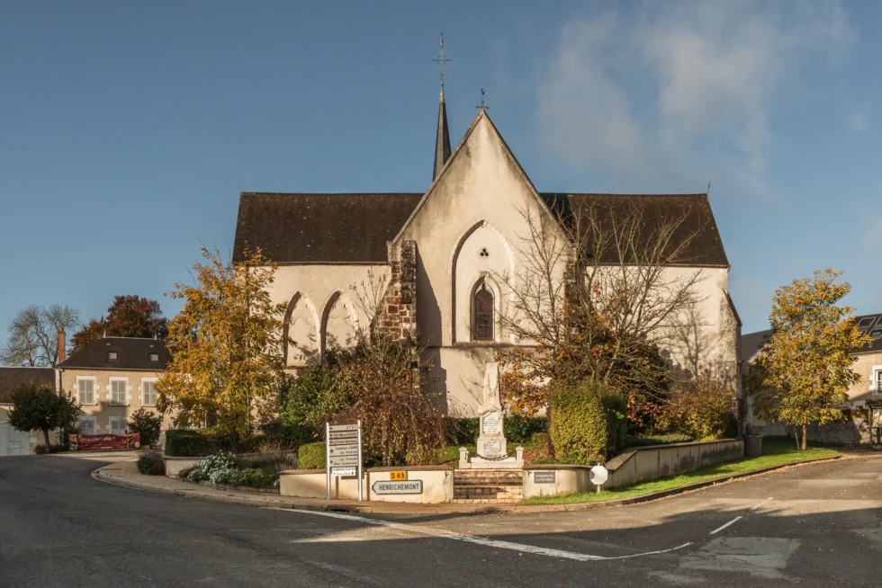 Neuvy-Deux-Clochers, l'église